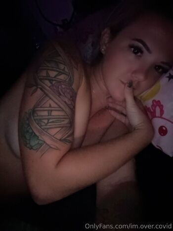 im.over.covid nude photo #12