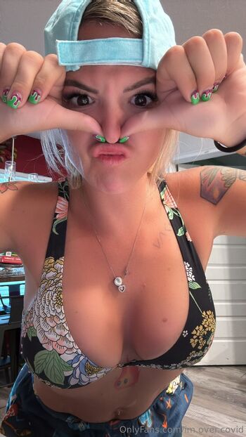 im.over.covid nude photo #40