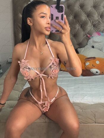 itsmillyhott nude photo #17