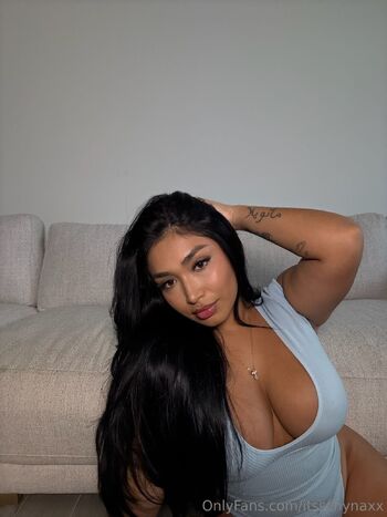 Chyn / itsschynaxx nude photo #27