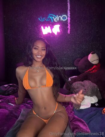 jordanlewis18 nude photo #33