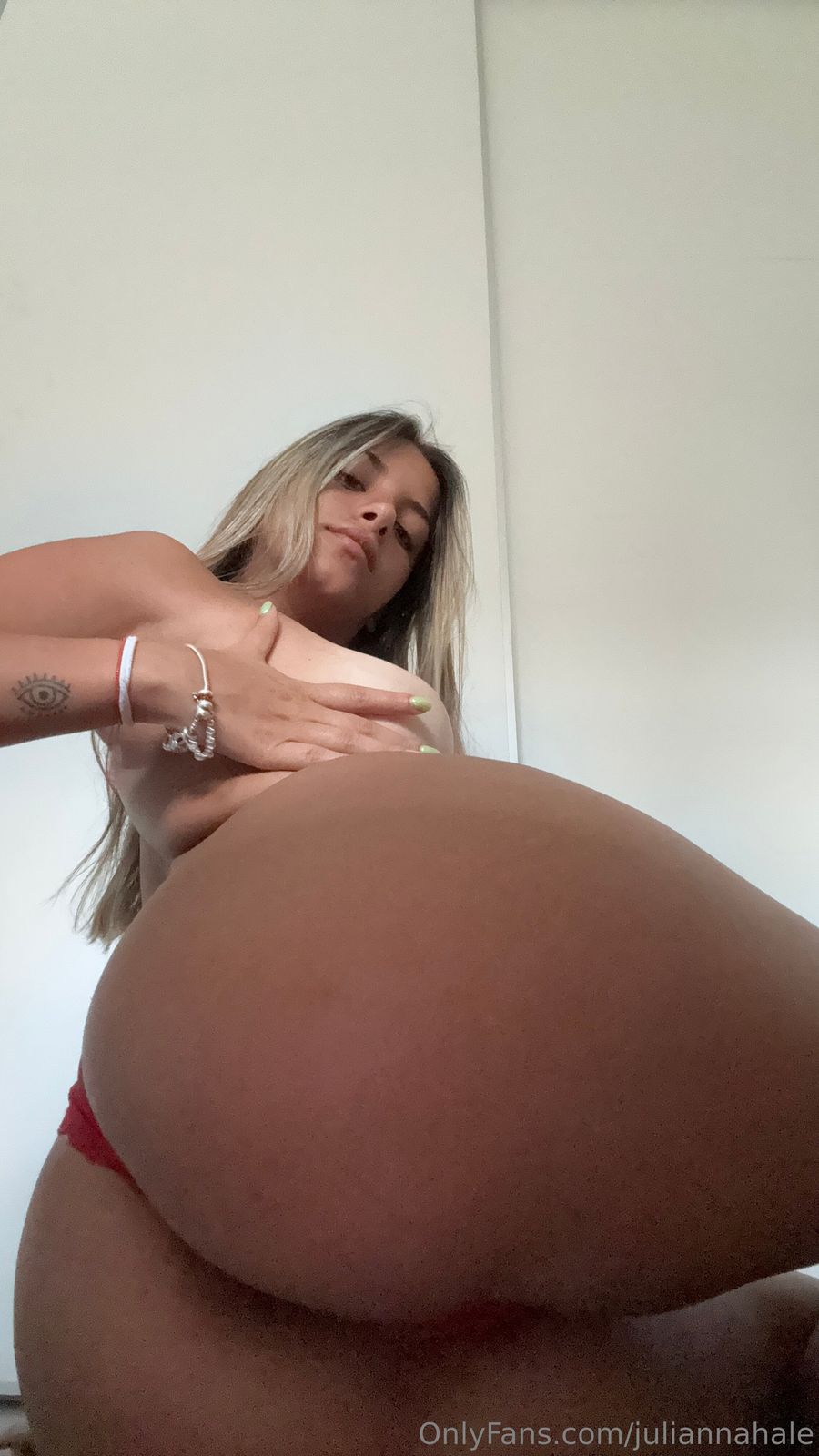 juliannahale nude photo #13