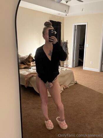 u15353886 / kaleesies nude photo #39