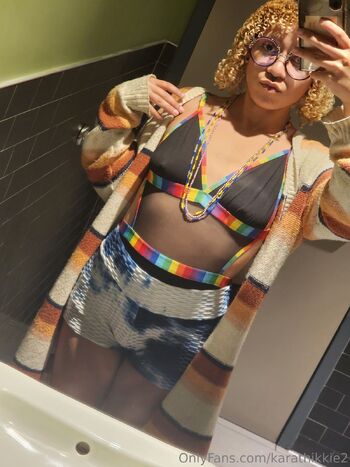 KittenBunn / karathikkie2 nude photo #24