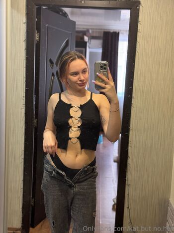kat.but.no.hat nude photo #20
