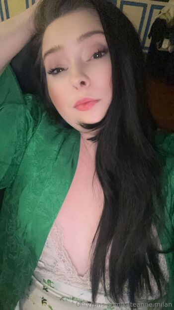 Kate Mila / kateanne.milan nude photo #2