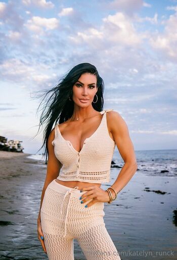 KATELYN 1 FITNESS MODEL ON OF / katelyn_runck nude photo #12