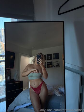 katerinacarney nude photo #29