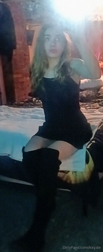 Kayde nude photo #2