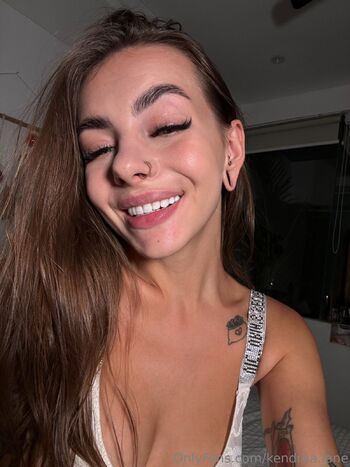 KENDRA LANE / kendraa.lane nude photo #39