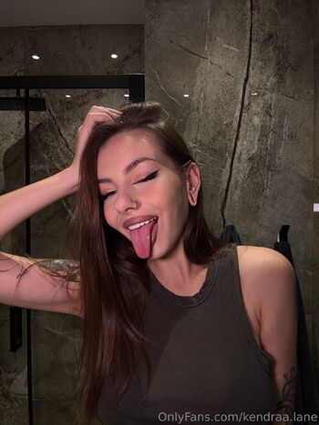 KENDRA LANE / kendraa.lane nude photo #45