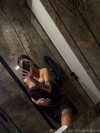 KENDRA LANE / kendraa.lane nude photo #49