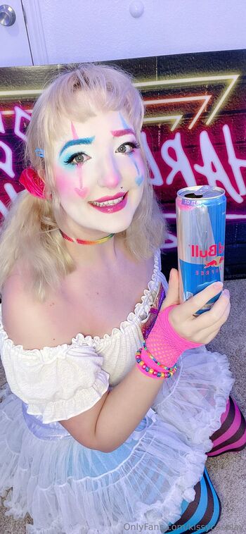 kissycosplay nude photo #1