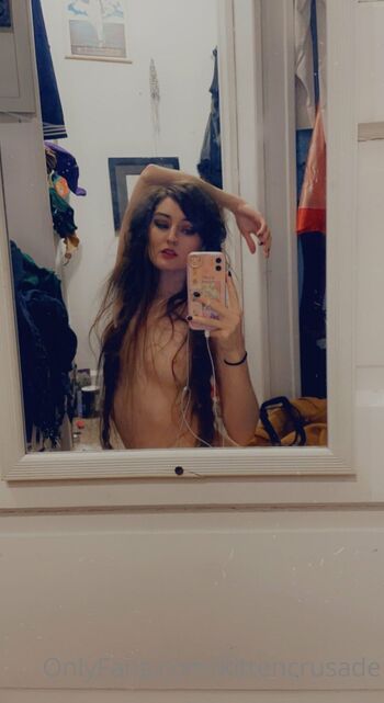 elaine arbo / kittencrusade nude photo #13
