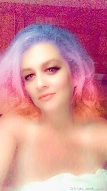 kittykat82 nude photo #11