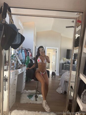 kylierayofficial nude photo #14