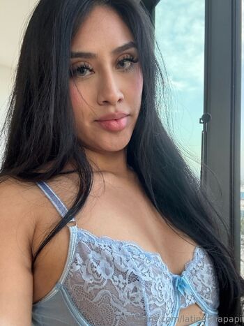 latinafinapapi nude photo #13