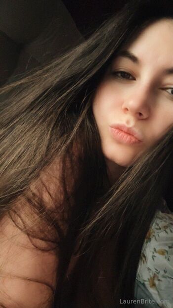 L.B. / laurenbritefree nude photo #14