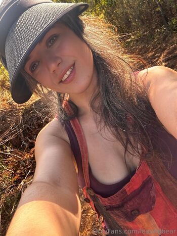 leaandbear nude photo #17