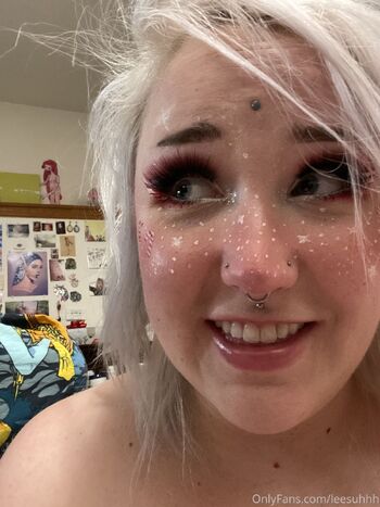 Lis / leesuhhh nude photo #27