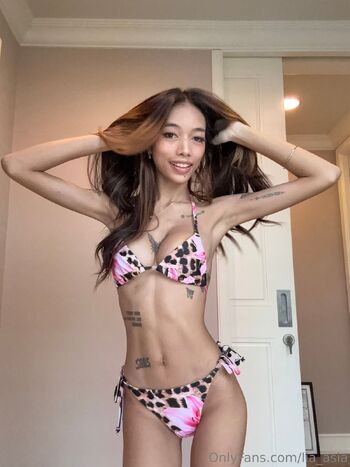 lia_asia nude photo #30