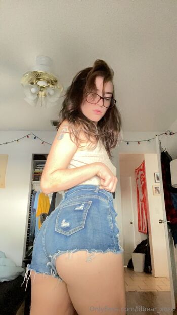 B ä L ê Y / lilbear_xoxo nude photo #9