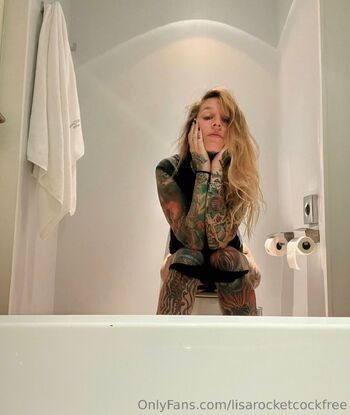 lisarocketcockfree nude photo #37