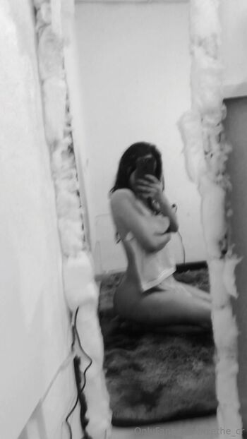 lizethe_cr nude photo #24