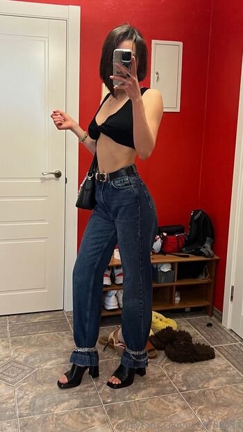 loravievip nude photo #24
