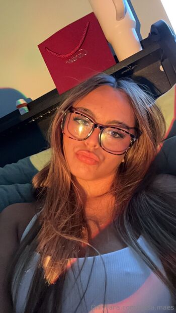 lyssa.maes nude photo #2