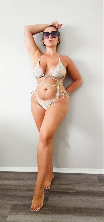 marina_morris nude photo #17