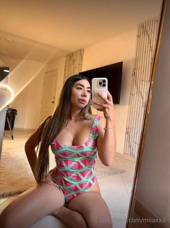 MIA VIDEO CALLS / miiaxx4 nude photo #14