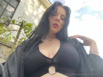 Aria Ros / misariarose nude photo #3