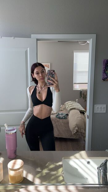 bri / miss.x.bee nude photo #37