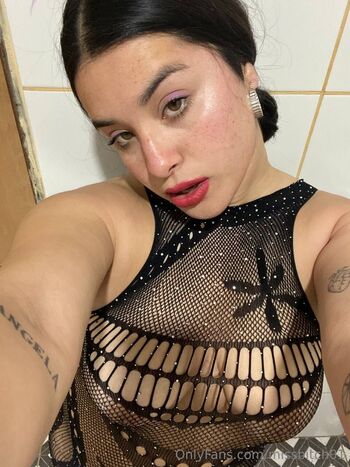 missbitch01 nude photo #4