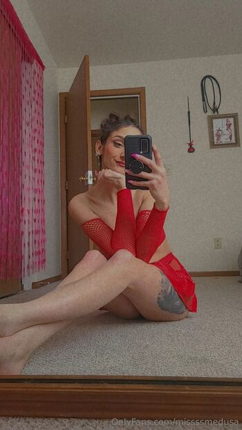 MissMedus / missssmedusa nude photo #13