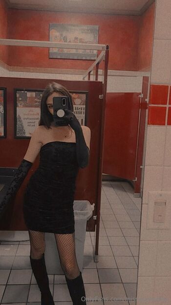 MissMedus / missssmedusa nude photo #22