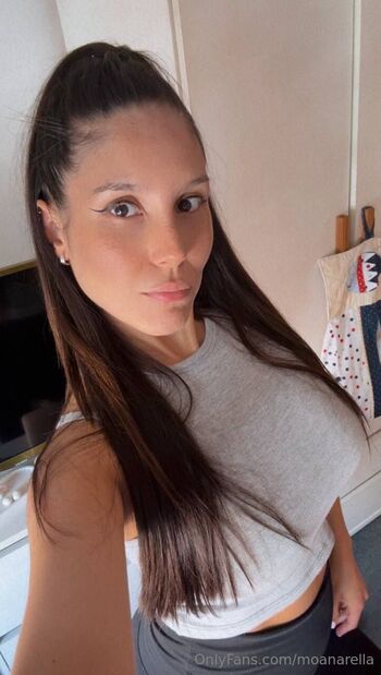 Moanarella nude photo #33