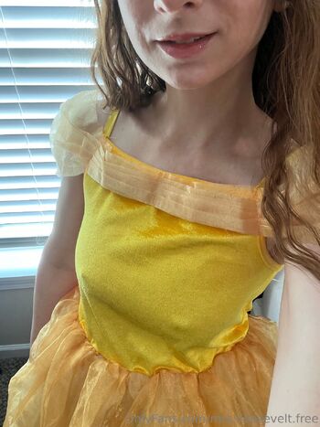 Mrs.Elenore.Hoesevel / mrs.hoesevelt.free nude photo #7
