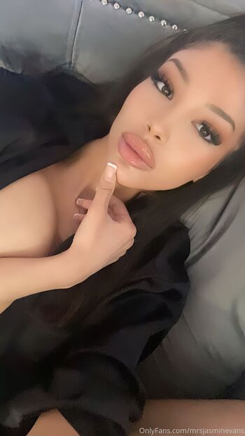 mrsjasminevans nude photo #8