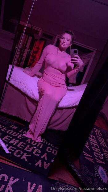 mssdanielsxx nude photo #5