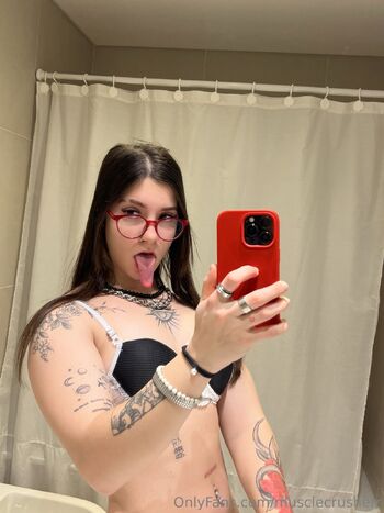 Laur / musclequeezerr nude photo #13