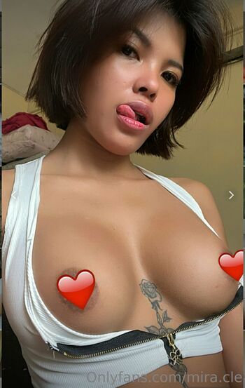 Mir / myyra22 nude photo #2