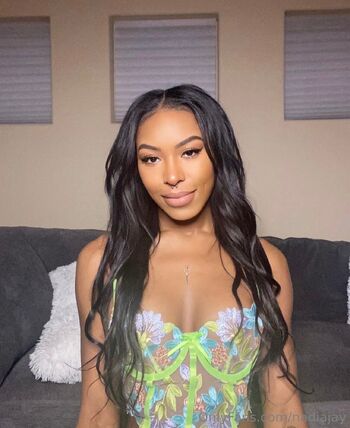 nadiajay nude photo #12