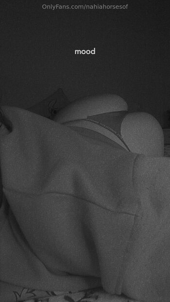 nahiahorsesof nude photo #16