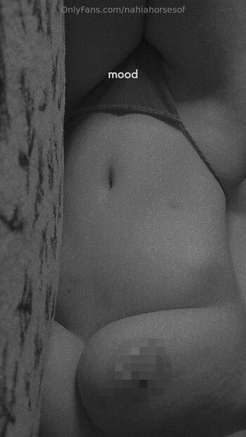 nahiahorsesof nude photo #17