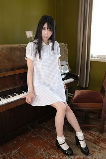 nananan / nana7nano.nano nude photo #2
