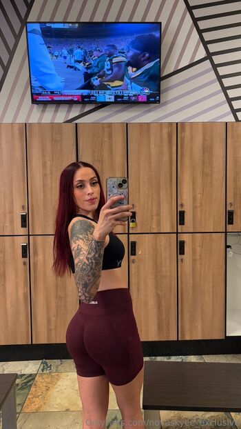 novaskyee_exclusive nude photo #4
