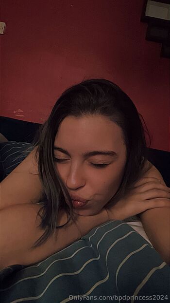 Smiles / onlysmilesxox nude photo #16