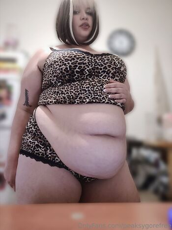 Peaksy GoreFree nude photo #26